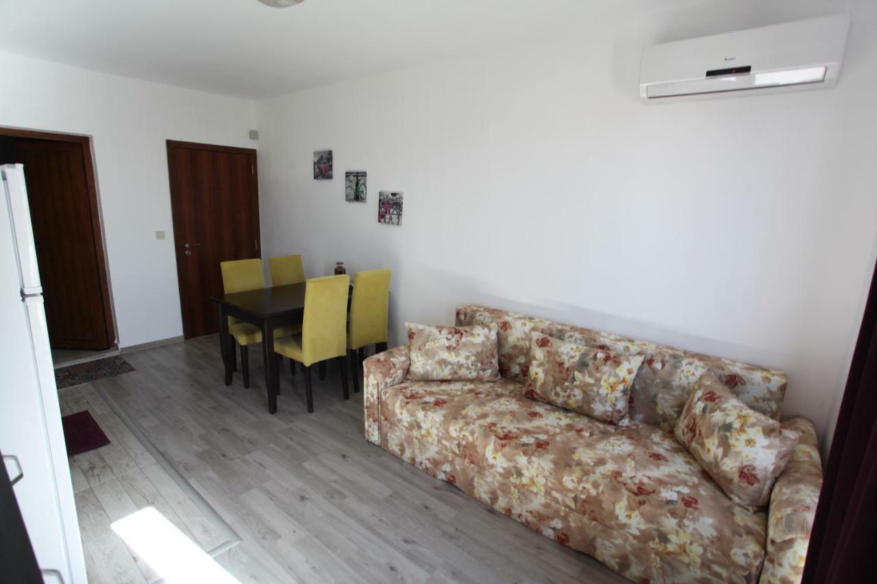 Villa Salena Πριμόρσκο Εξωτερικό φωτογραφία